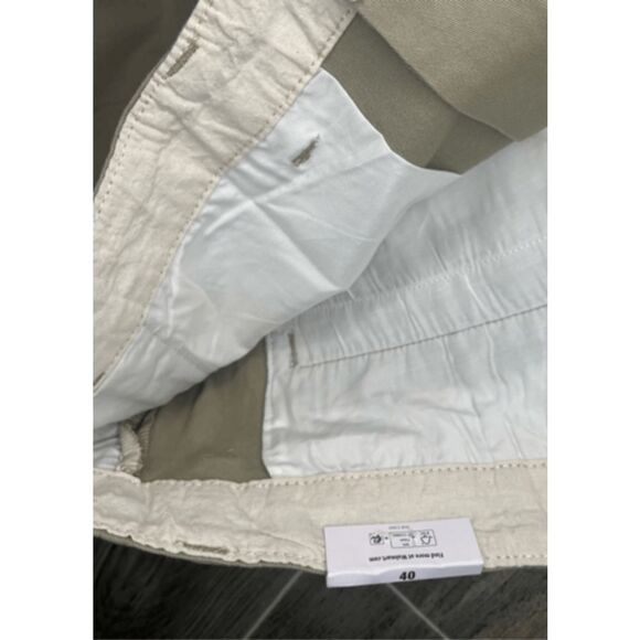 Shorts khaki color. Nice dress or play shorts. anywhere else you want to go. Siz - Picture 16 of 16